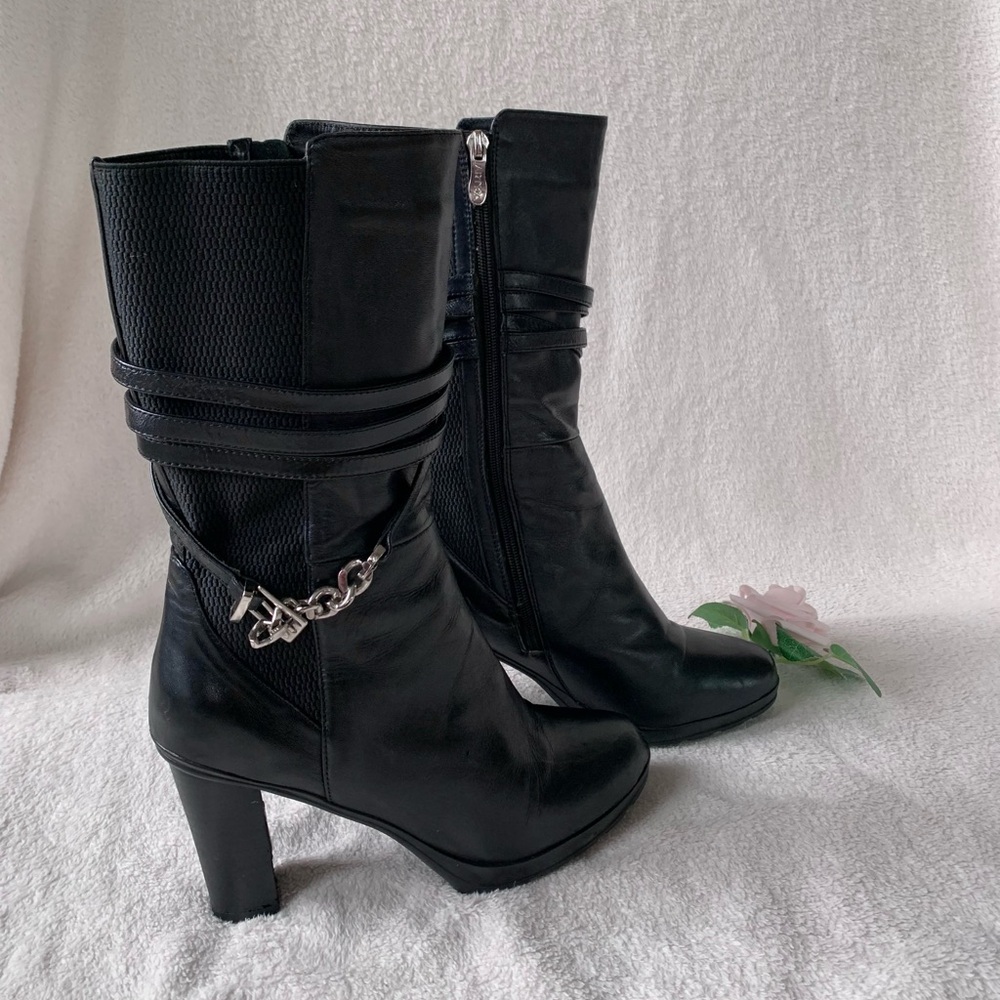 Arctica Exclusive Leather Waterproof Chained Heeled Boots - Picture 2 of 15